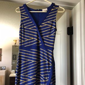 Sleeveless blue & yellow dress